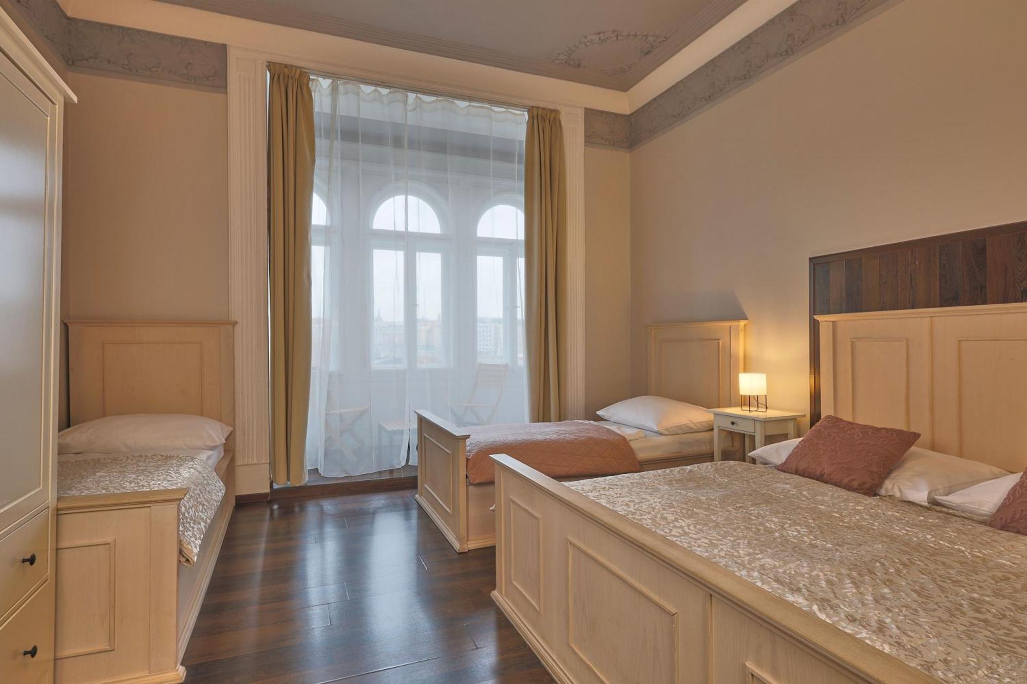 Janackovo - Riverside Residence Prága Kültér fotó